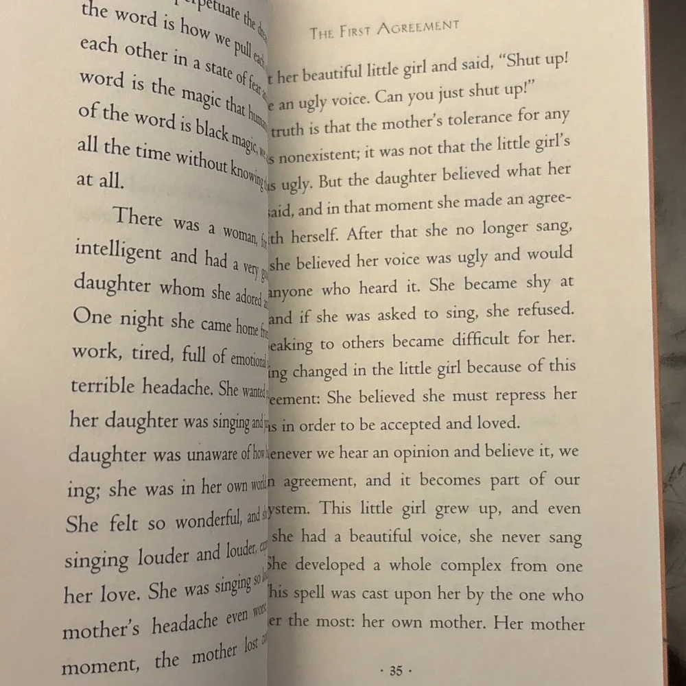 The Four Agreements Book Don Miguel Ruiz Toltec Wisdom Freedom‎ Spirituality
